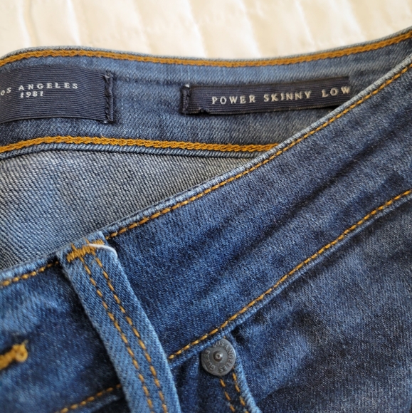 Guess Skinny Jeans - Picture 3 of 3